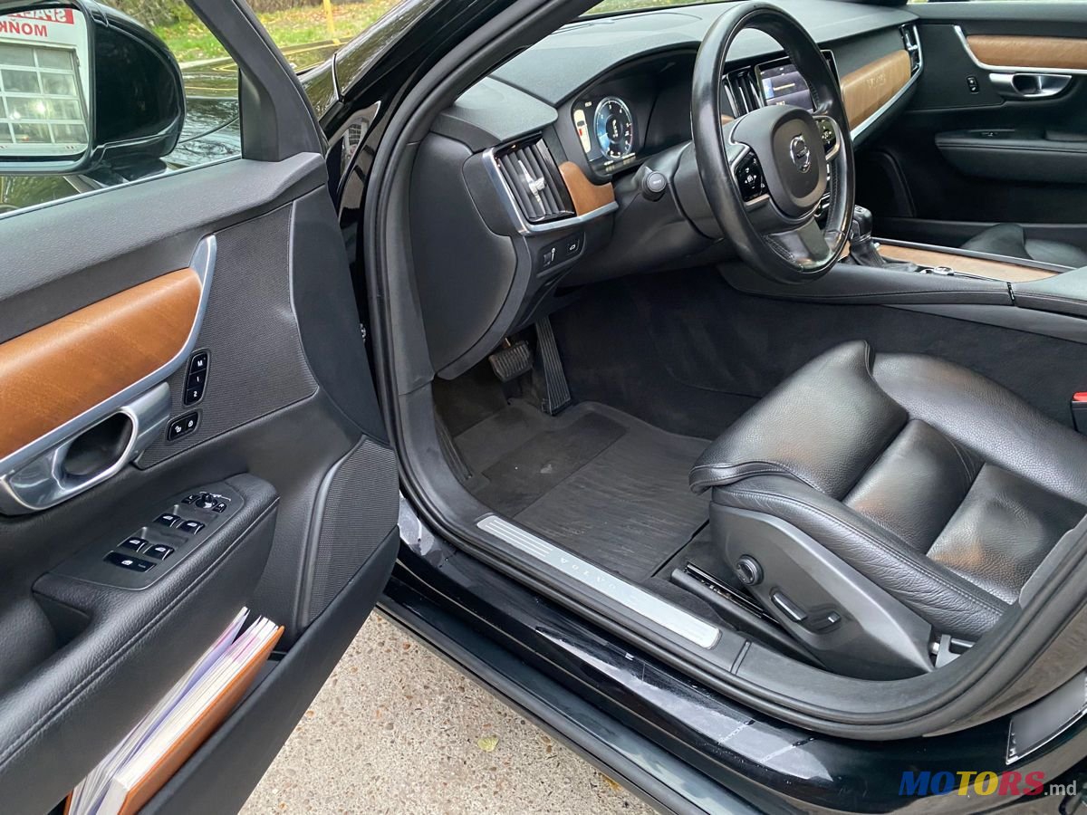2017' Volvo S90 photo #5