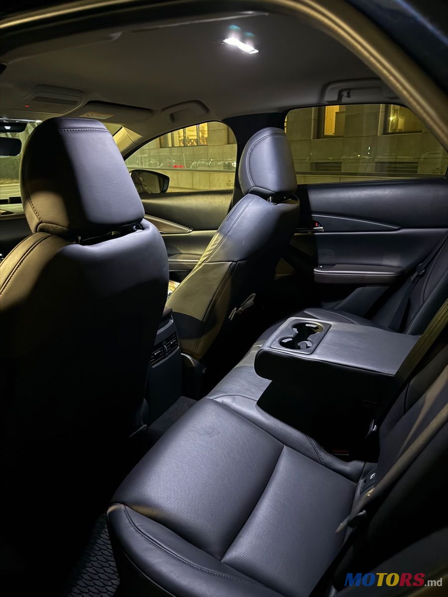 2022' Mazda CX-30 photo #6
