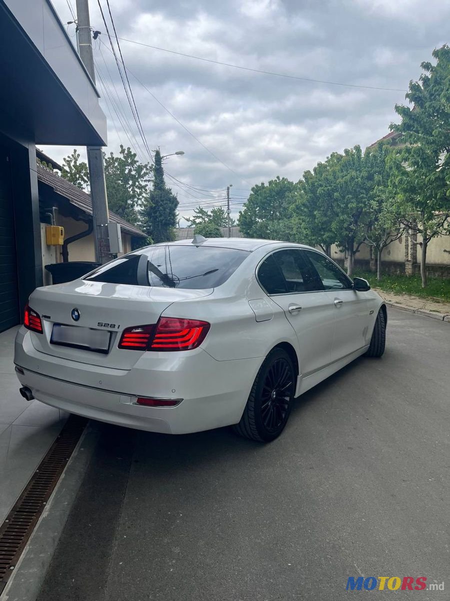 2014' BMW 5 Series photo #4