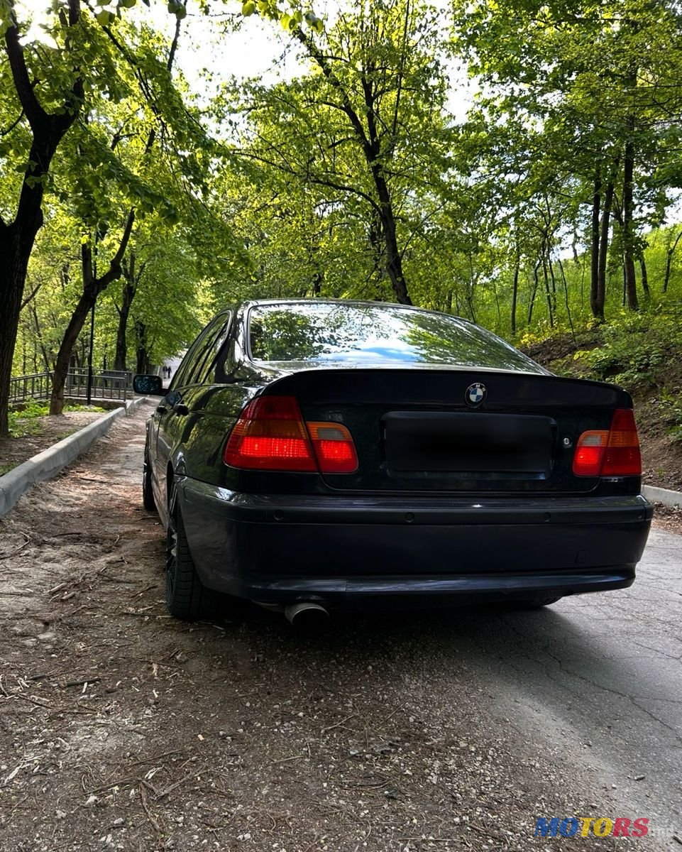 2004' BMW 3 Series photo #4