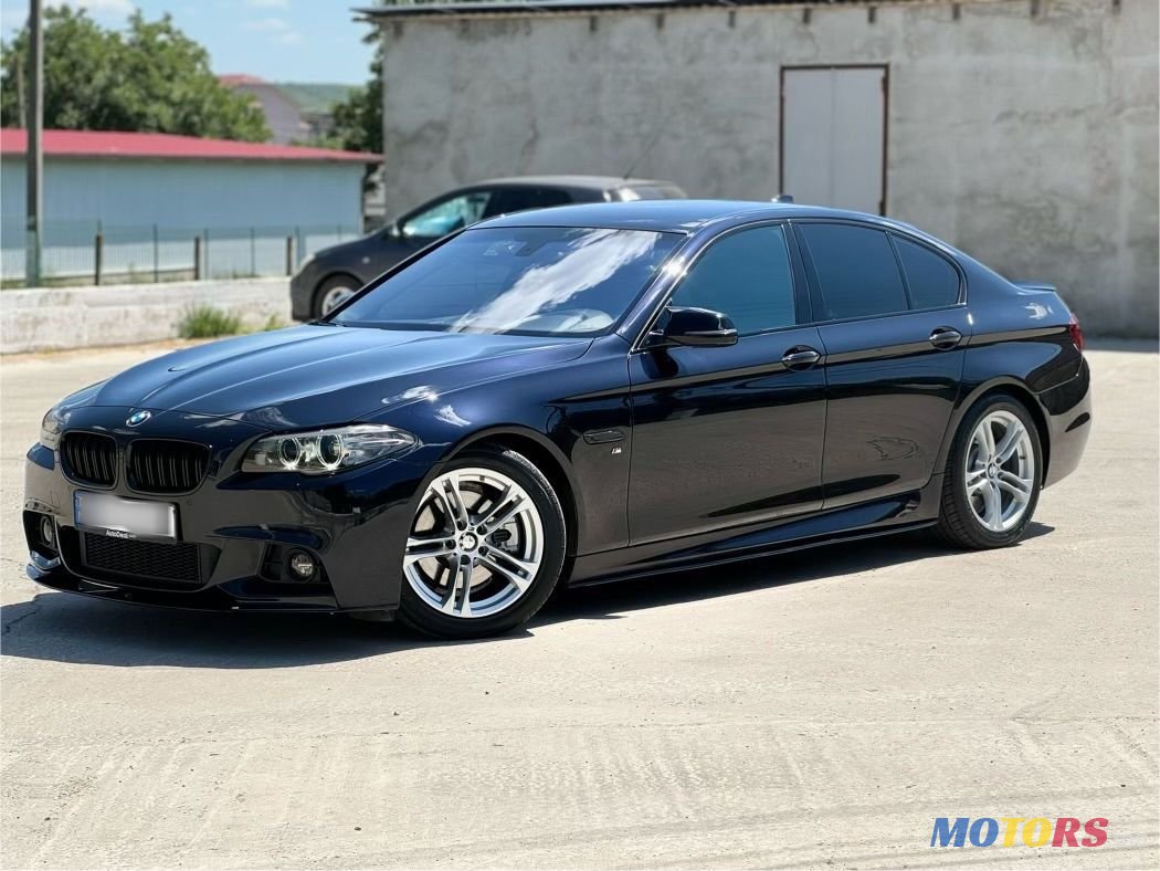 2016' BMW 5 Series photo #2