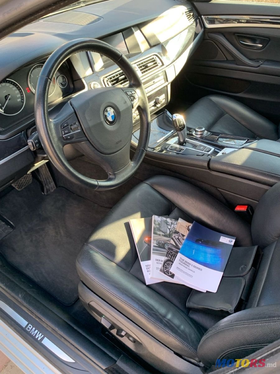 2017' BMW 5 Series photo #5
