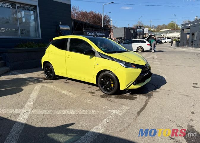 2016' Toyota Aygo photo #1