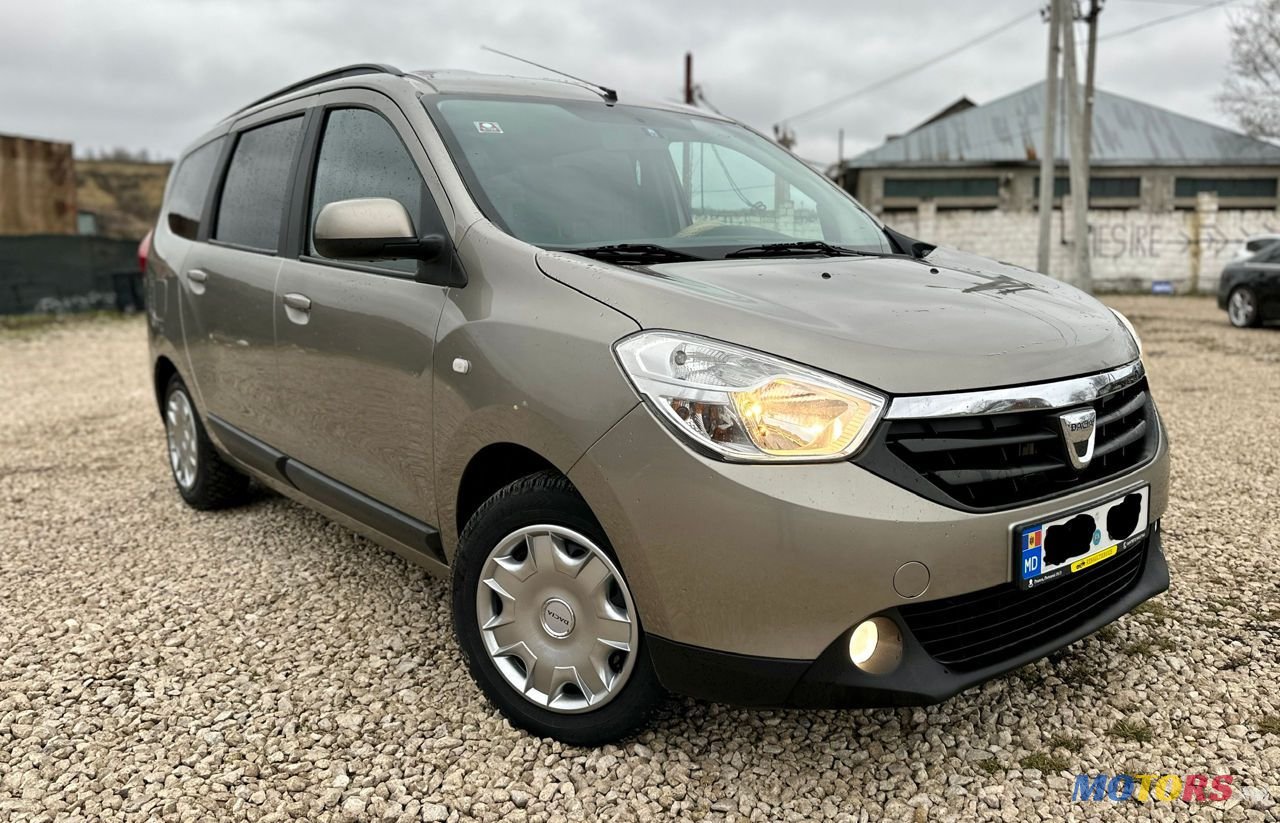 2015' Dacia Lodgy photo #1