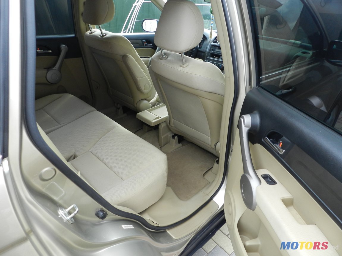 2007' Honda CR-V photo #6