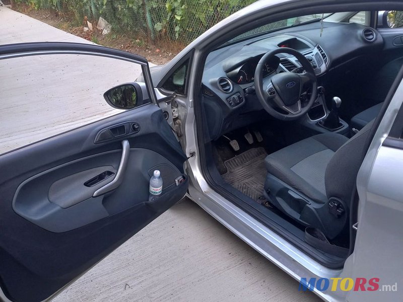 2011' Ford Fiesta 3D photo #4