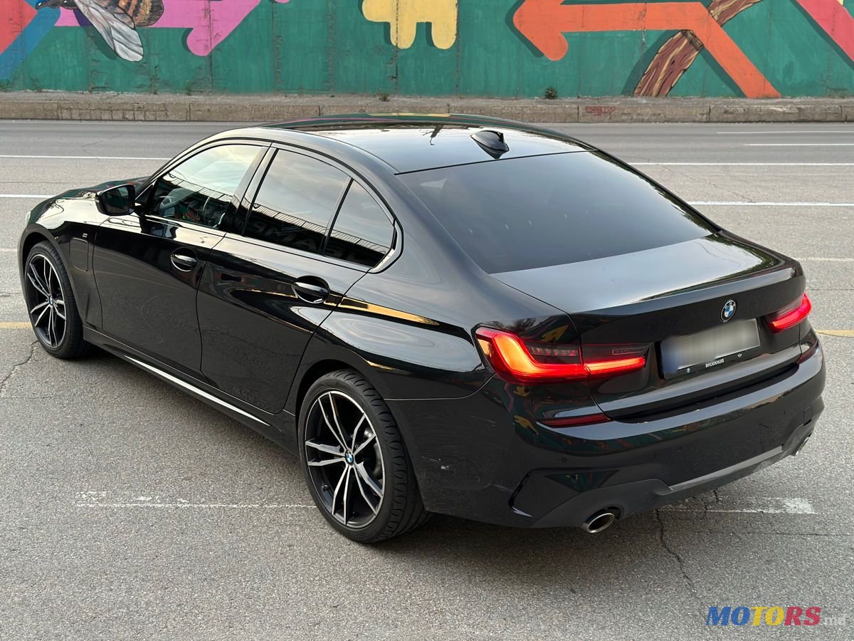 2020' BMW 3 Series photo #4