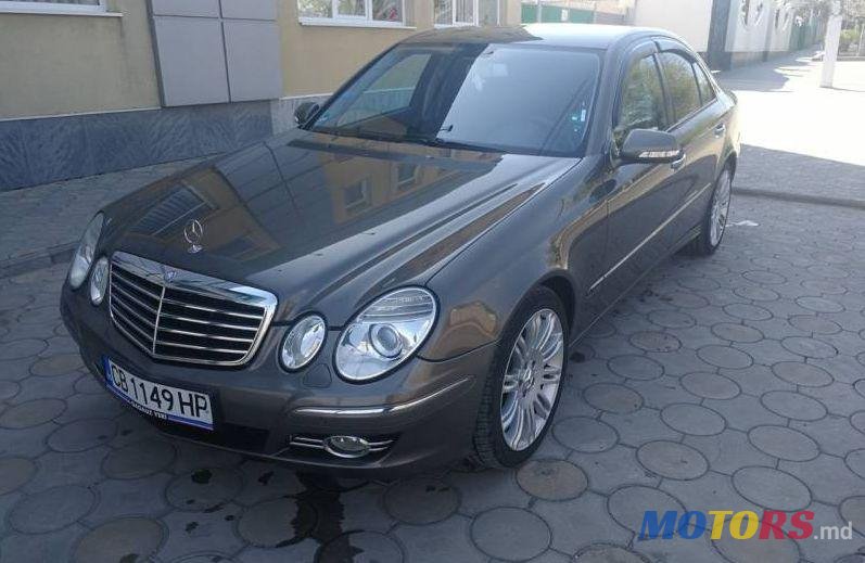 2007' Mercedes-Benz E photo #1