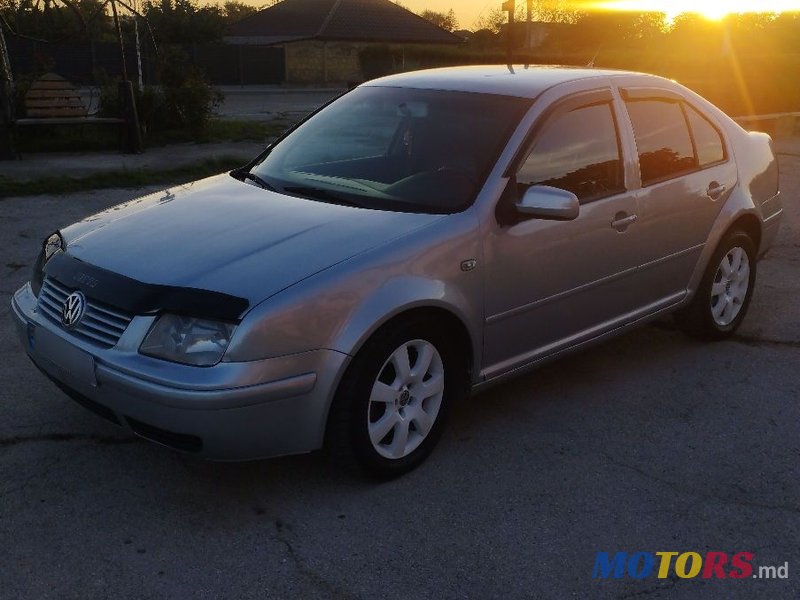 2003' Volkswagen Jetta photo #2