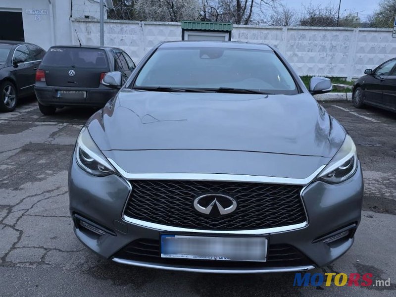 2016' Infiniti QX30 photo #1