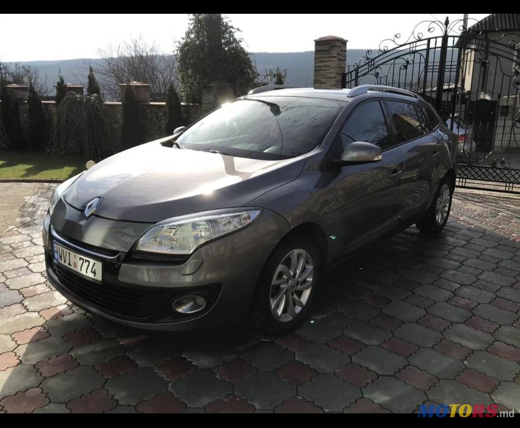 2012' Renault Megane photo #1