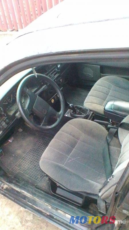 1990' Volkswagen Passat photo #2