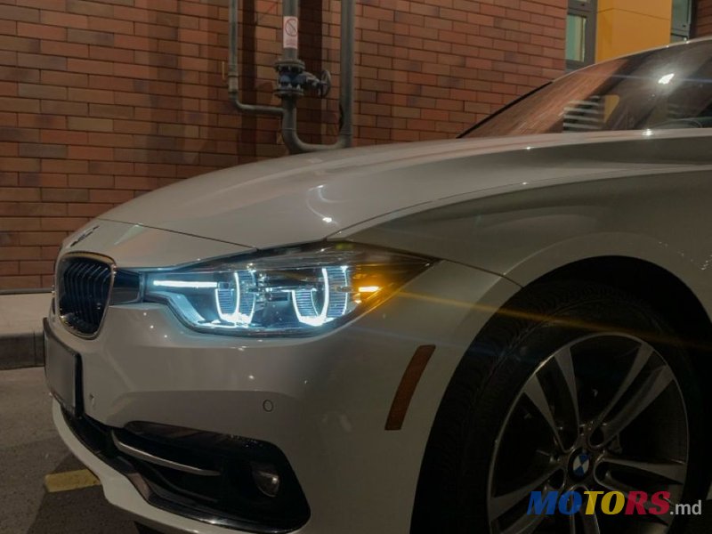2017' BMW 3 Series photo #2