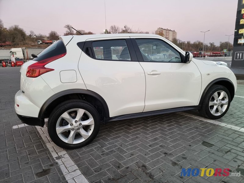 2011' Nissan Juke photo #5