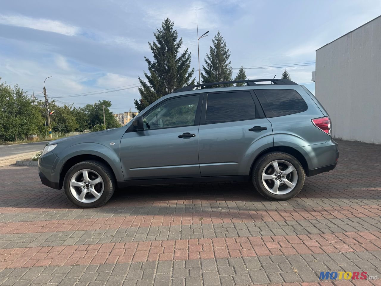2010' Subaru Forester photo #3