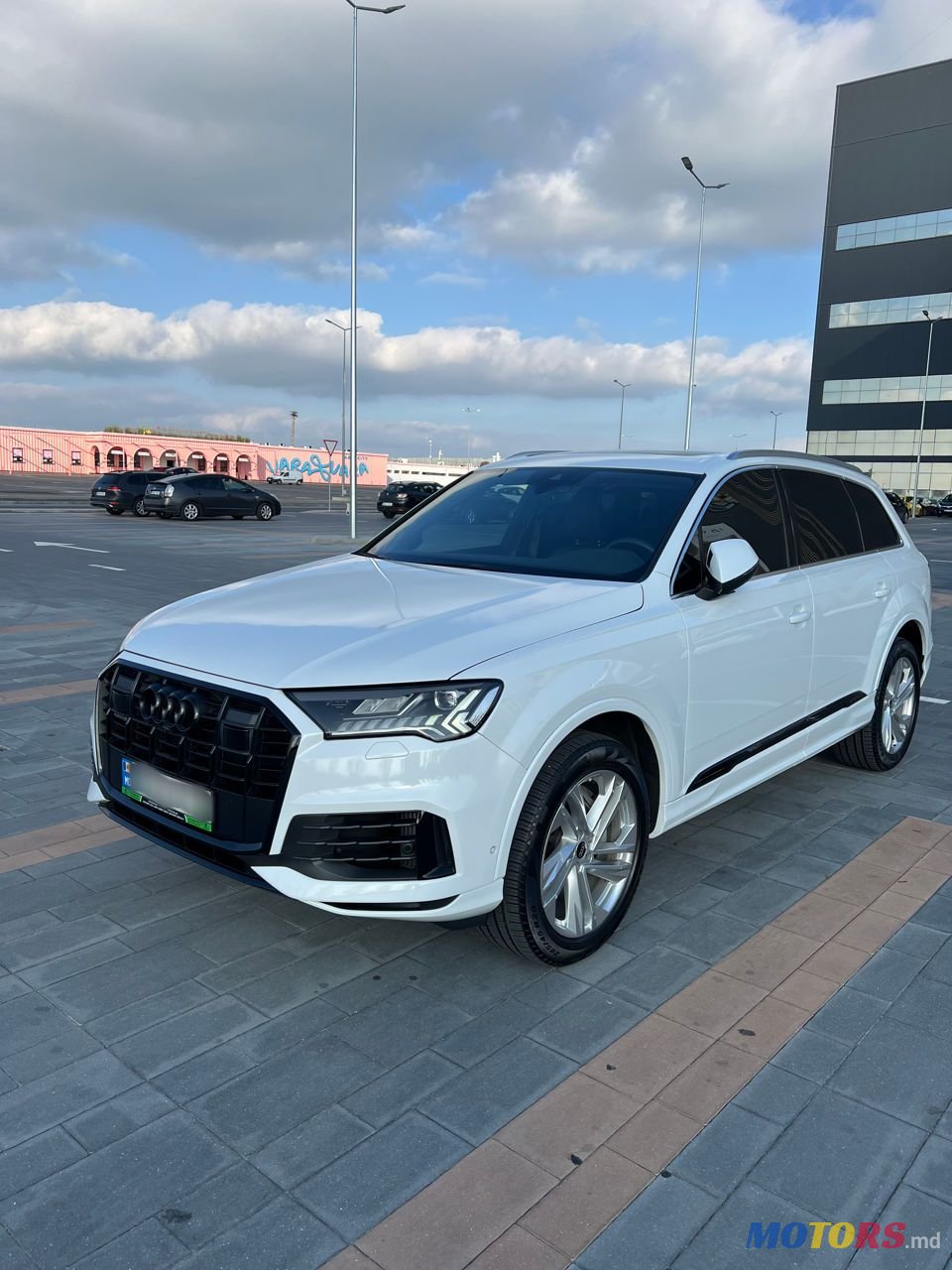 2023' Audi Q7 photo #2