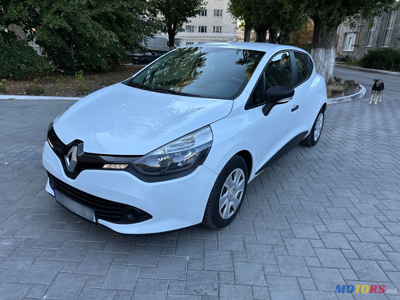 2016' Renault Clio photo #2