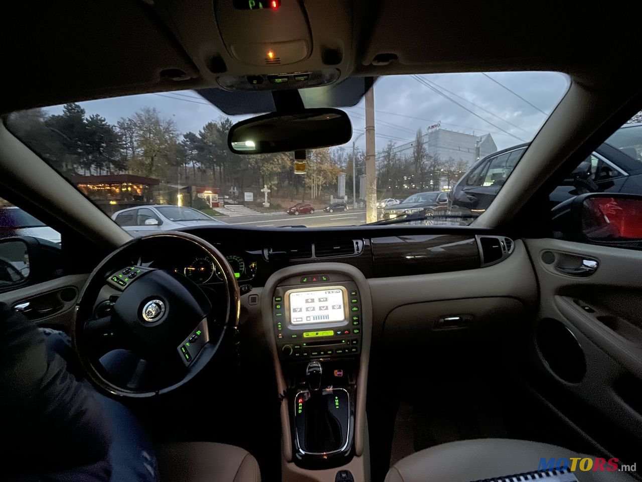 2009' Jaguar X-Type photo #5