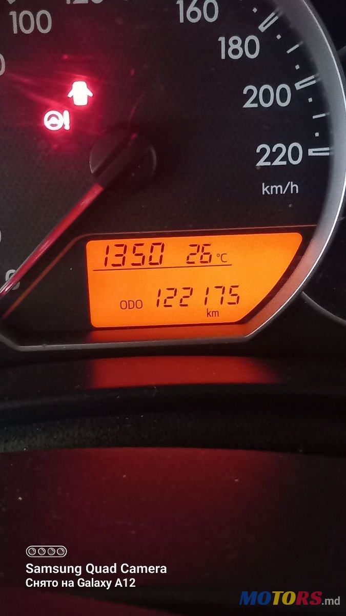 2011' Subaru Trezia photo #2