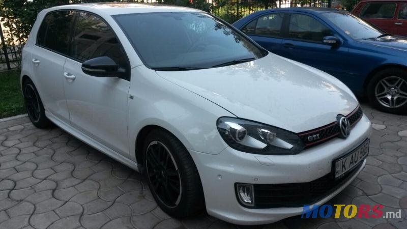 2012' Volkswagen Golf photo #1