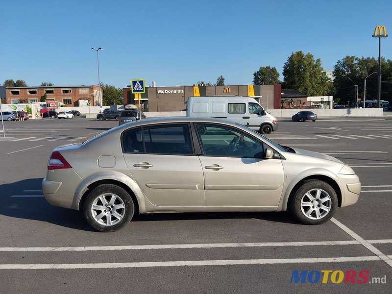 2007' Renault Megane photo #1