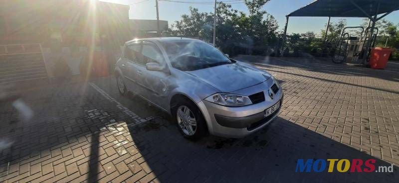 2005' Renault Megane photo #5