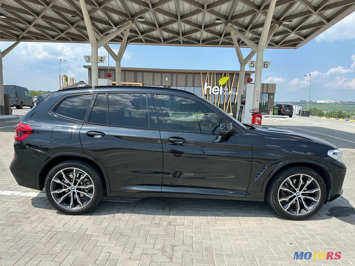 2021' BMW X3 photo #2