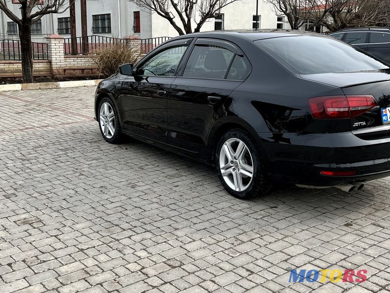 2016' Volkswagen Jetta photo #3