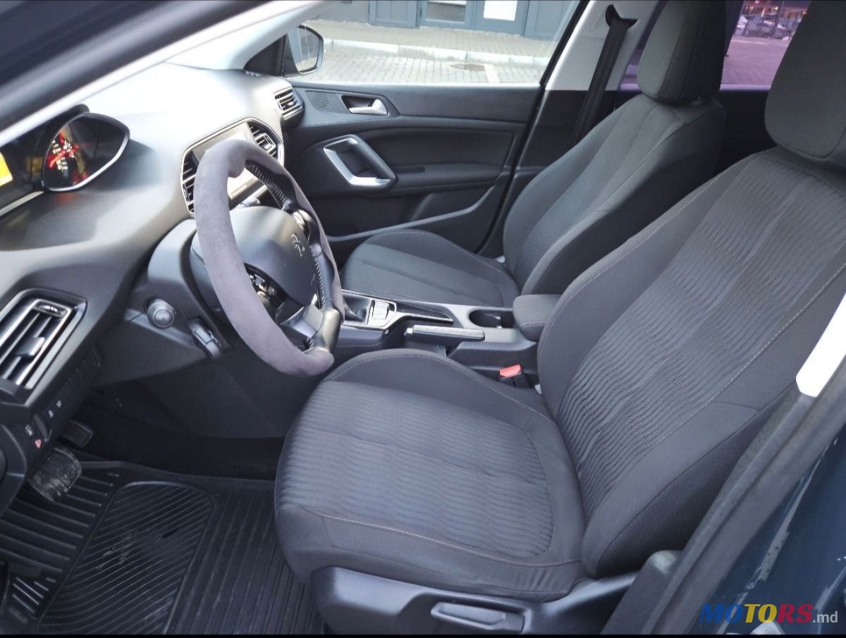 2017' Peugeot 308 photo #6