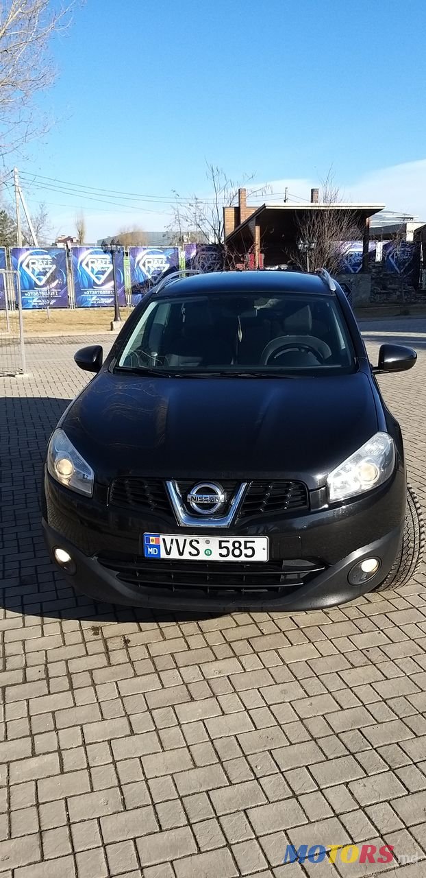 2013' Nissan Qashqai+2 photo #2