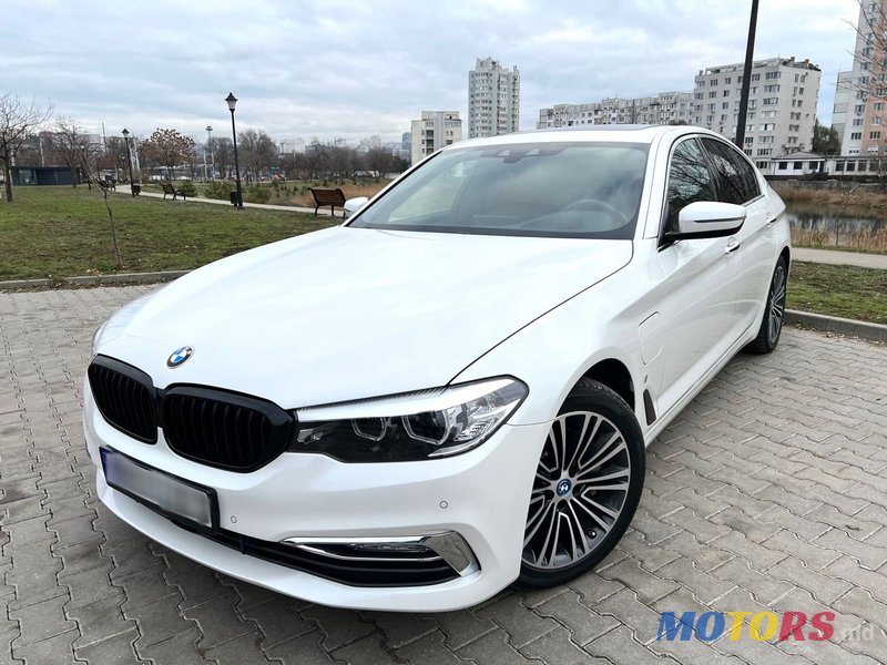 2018' BMW 5 Series photo #1