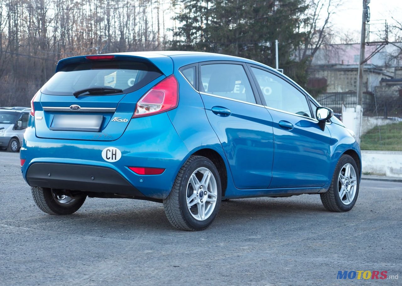 2014' Ford Fiesta photo #5