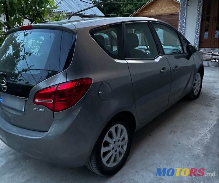 2010' Opel Meriva photo #2
