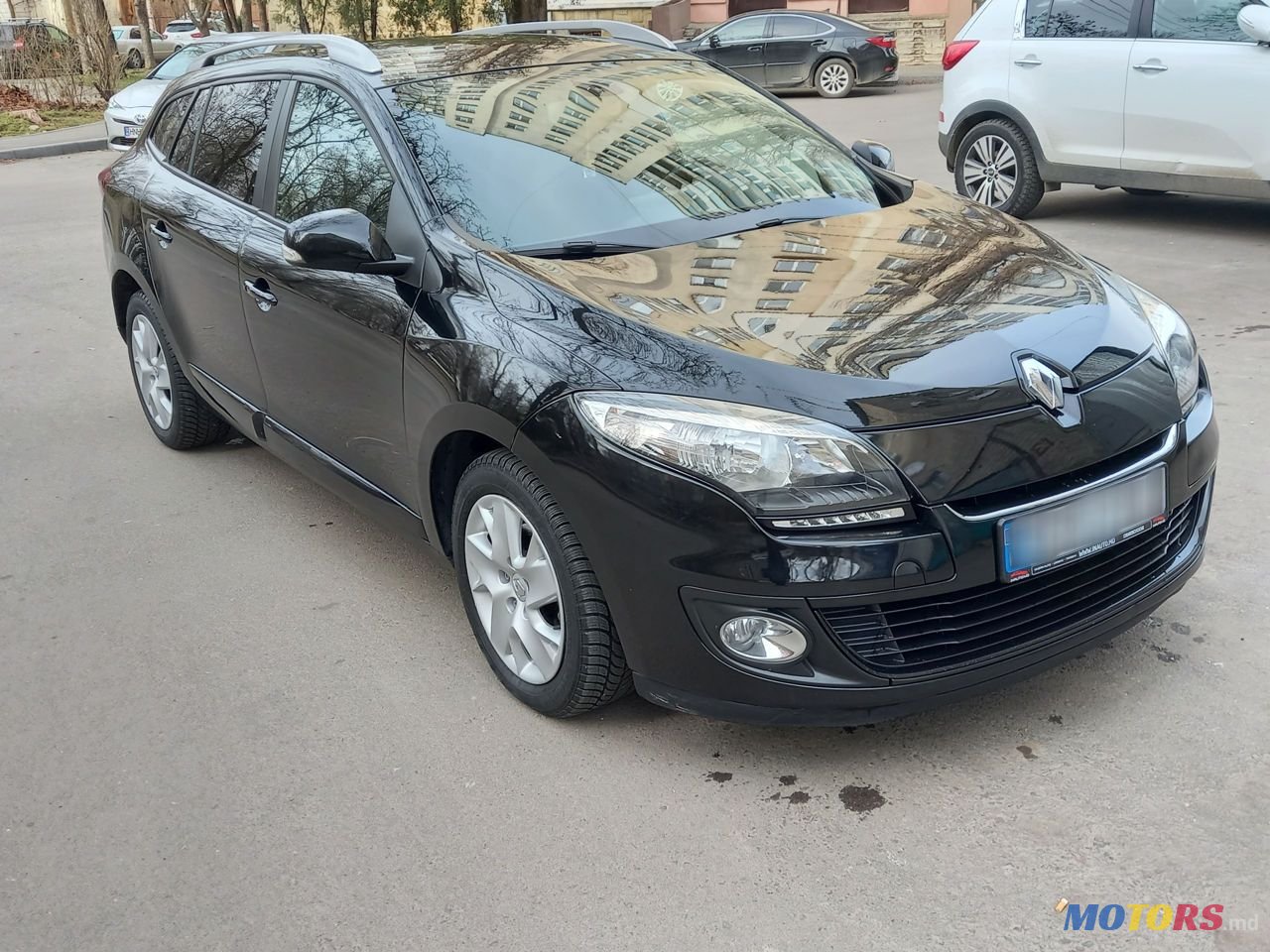 2013' Renault Megane photo #3