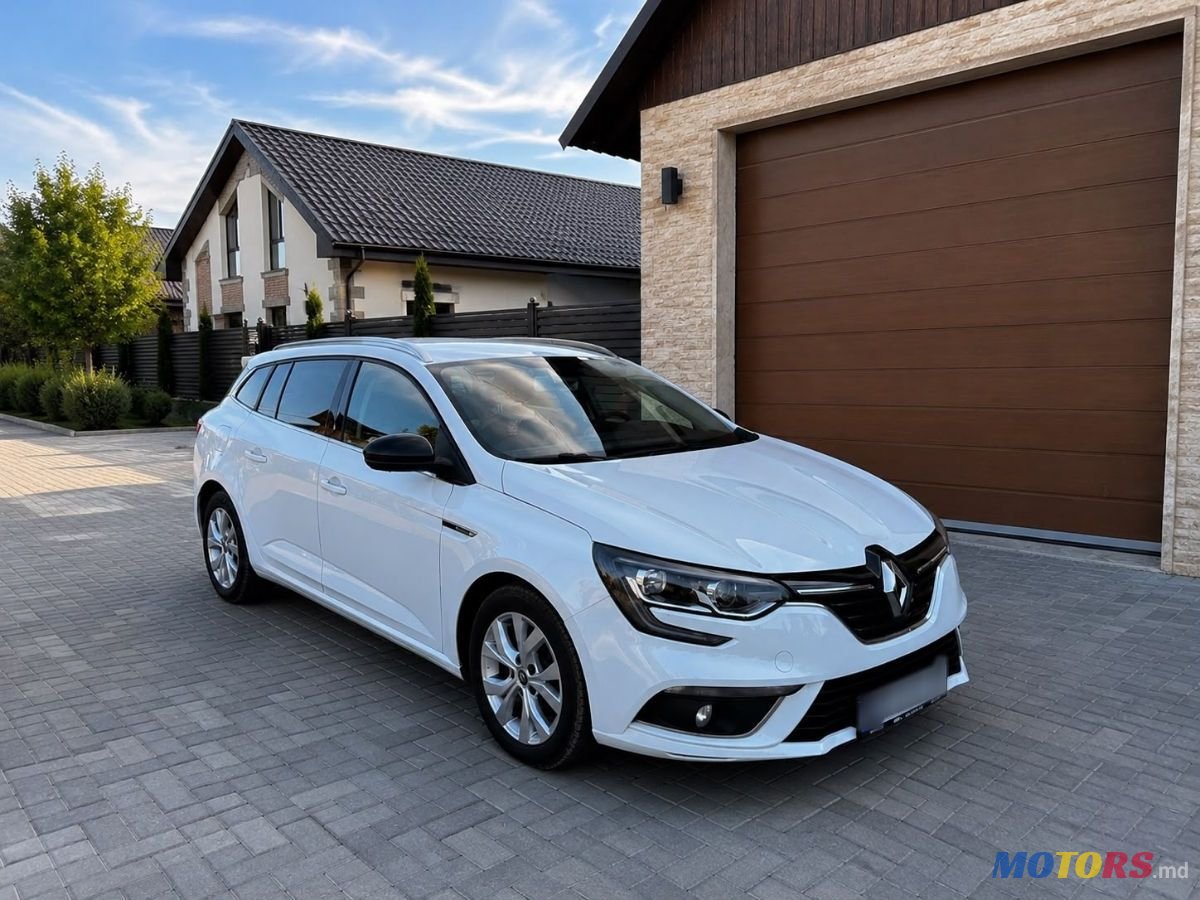2019' Renault Megane photo #1