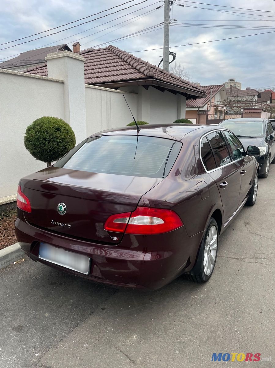 2009' Skoda Superb photo #3