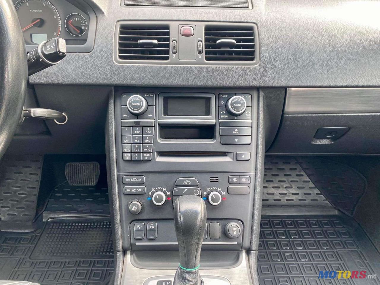 2008' Volvo XC90 photo #5