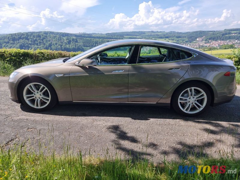 2016' Tesla Model S photo #2