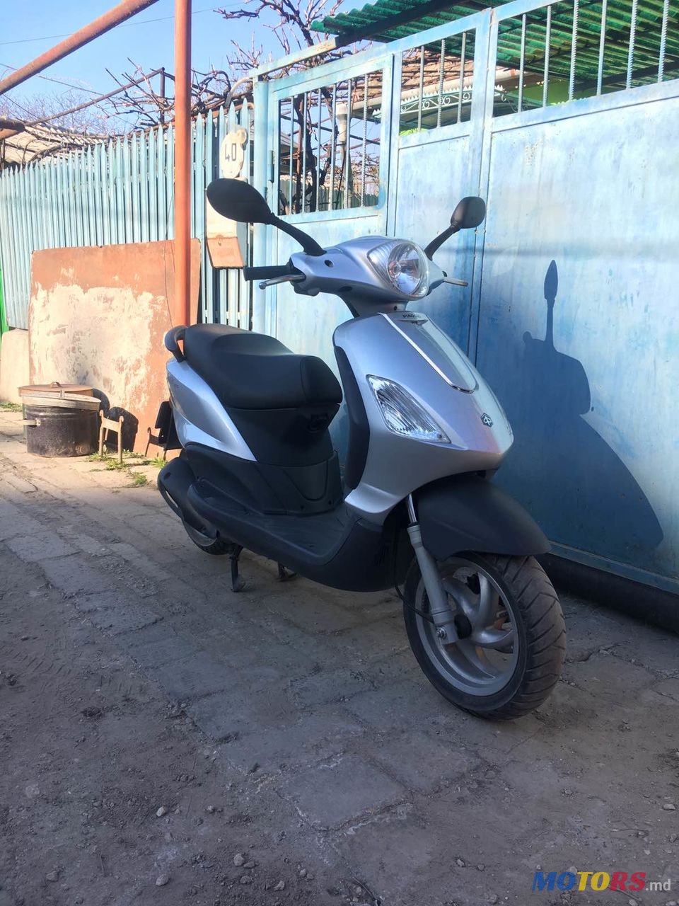 2005' Piaggio Fly 49 cc photo #1