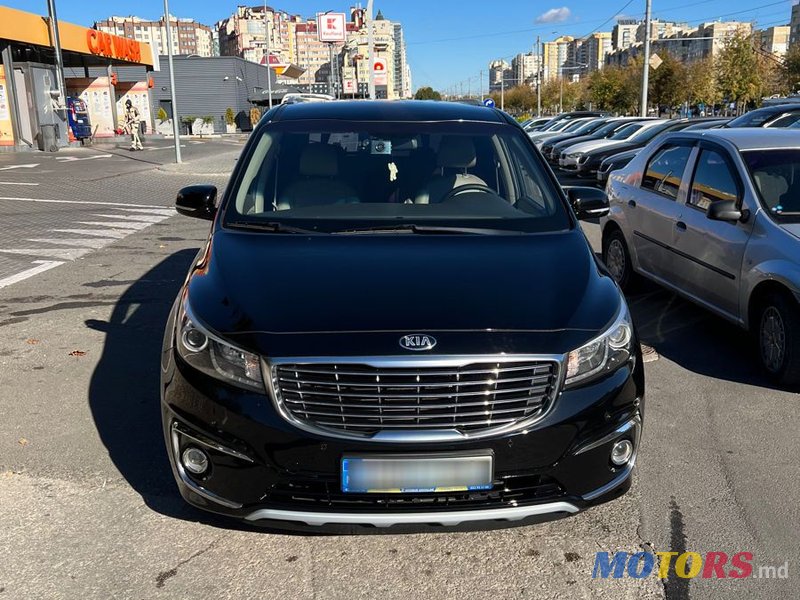 2017' Kia Carnival photo #1