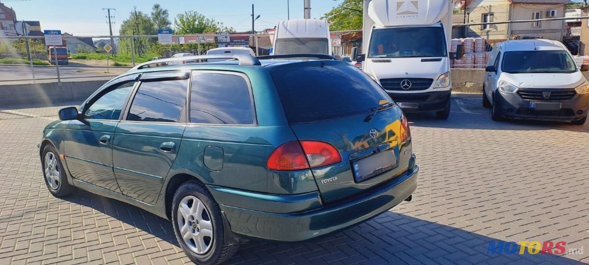 1999' Toyota Avensis photo #4