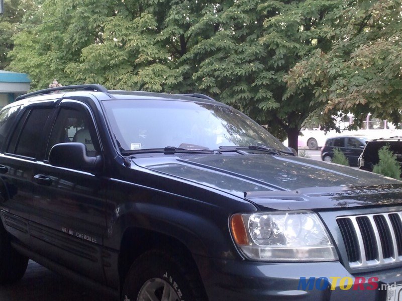 2002' Jeep Grand Cherokee photo #1