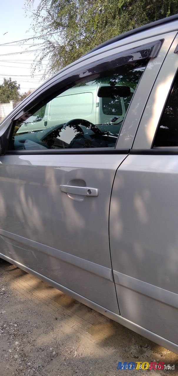 2005' Opel Astra photo #4