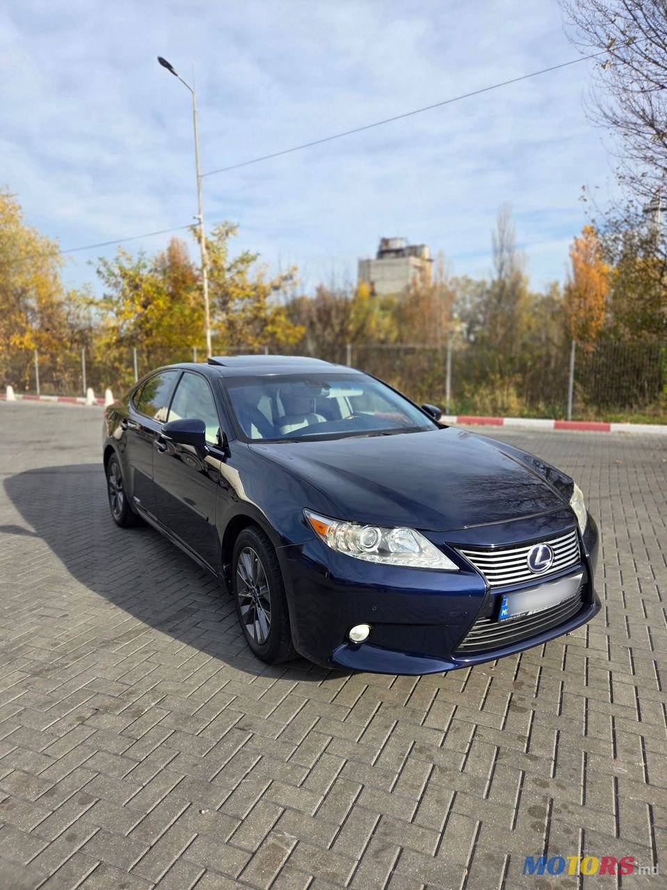 2012' Lexus Es Series photo #2