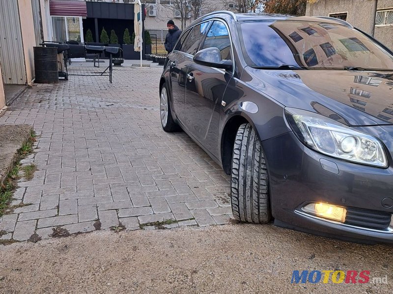 2010' Opel Insignia photo #5