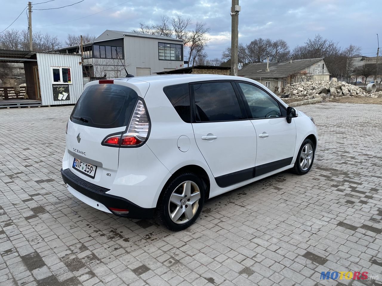 2012' Renault Scenic photo #4
