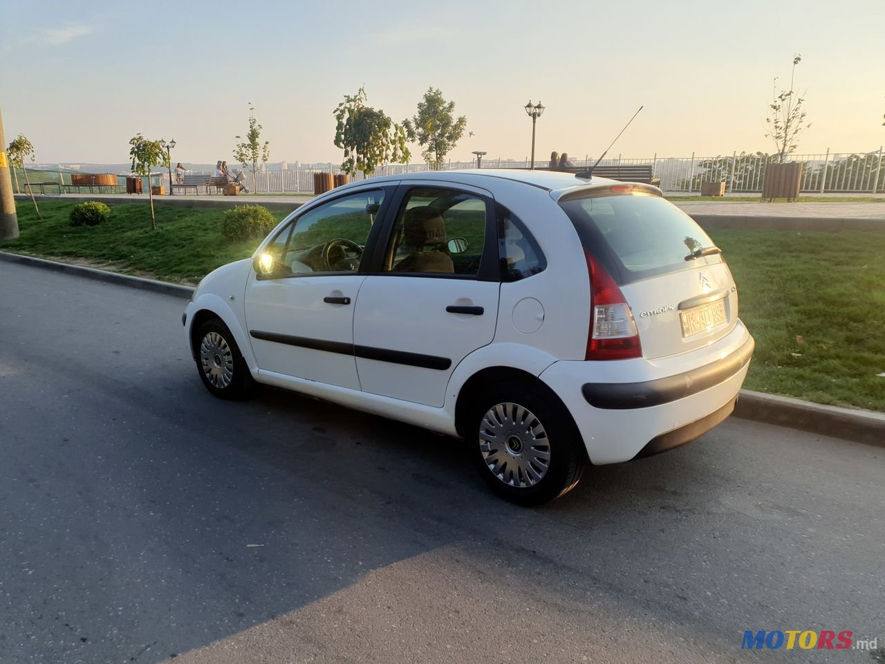 2009' Citroen C3 photo #3