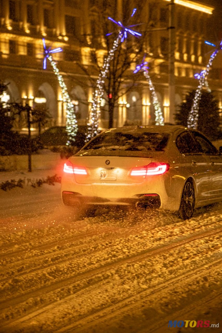 2017' BMW 5 Series photo #4