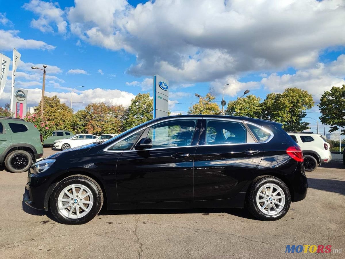 2016' BMW 2 Series Active Tourer photo #3