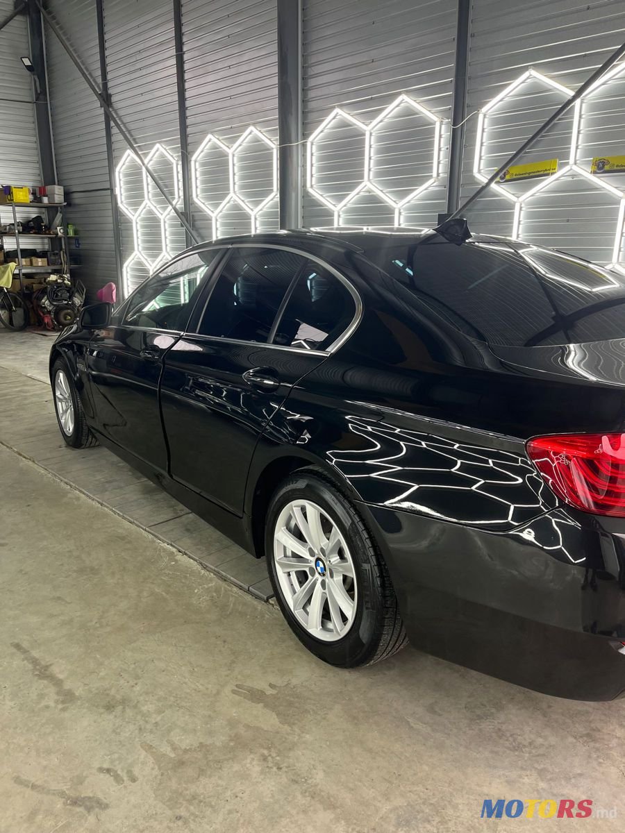 2016' BMW 5 Series photo #4